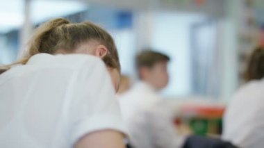 çalışma masaları öğrenciler