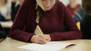 çalışma masaları öğrenciler