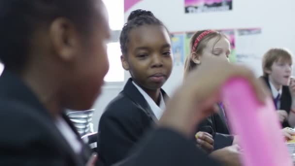 School children eating — Stock Video