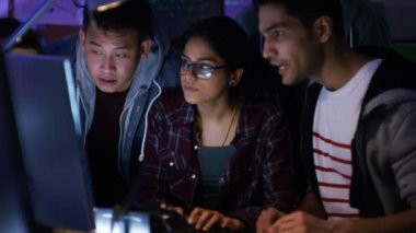 hacker sisteme erişim kazanmaya çalışıyor