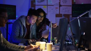 hacker sisteme erişim kazanmaya çalışıyor
