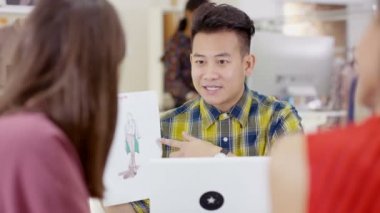 bir proje üzerinde işbirliği takım tasarım