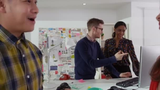 équipe de conception de mode au travail 