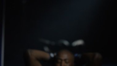 Sit yapıyor Mma savaşçı ups 