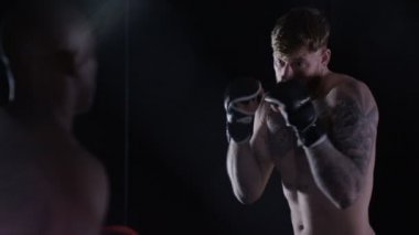 Mma savaşçı ile ortak eğitim