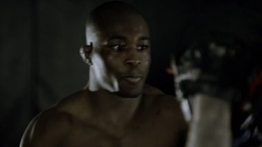 Mma savaşçı ile ortak eğitim 