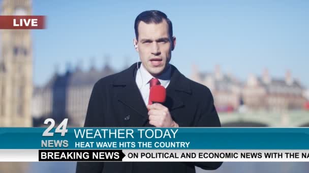 Weather reporter doing live piece to camera — Stock Video