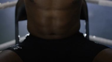  savaş yüzük köşesinde oturuyor