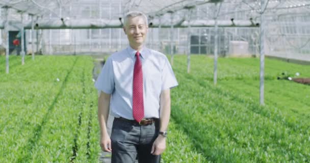 Geschäftsführer in der Landwirtschaft — Stockvideo