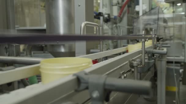 工場で製品の製造 — ストック動画