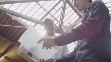 tartışma iki iş adamları