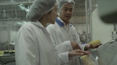 Üretim İş Sanayi ve kozmetik ambalaj firması