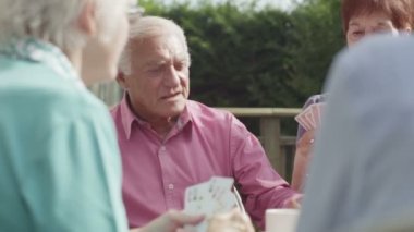 Arkadaşlar oyun kartları