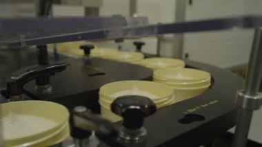  Ürün üretim fabrika kat