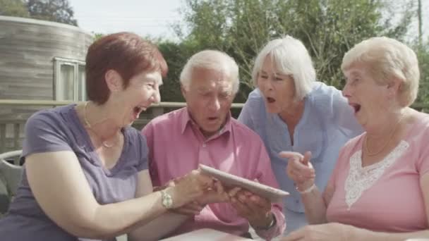 Vezető meg jelent, hogy a kép — Stock videók