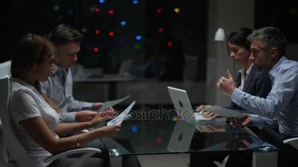 Corporate Business Team Meeting Working Late City Office — Stock Video