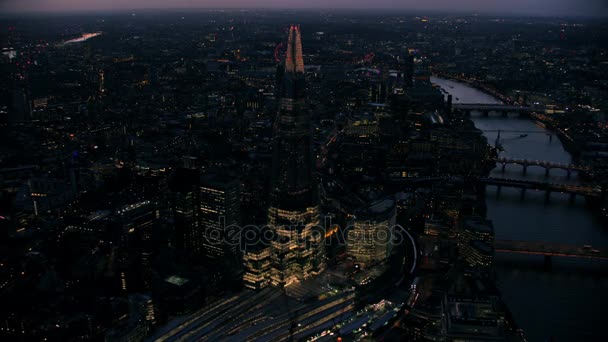 Londres Febrero 2017 Vista Aérea Nocturna Oficinas Dentro Del Icónico — Vídeos de Stock