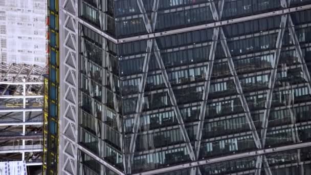 ロンドン 2017 ガーキン ロイズ ビルディングを含むロンドンの金融街の象徴的な高層ビル群の空撮 — ストック動画