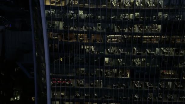 Вид Высоты Птичьего Полета Деловые Небоскребы Лондона Освещенные Ночью Городские — стоковое видео