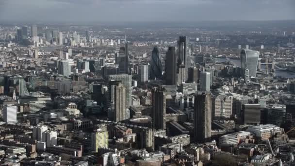 Vue Aérienne Panoramique Bâtiments Emblématiques Gratte Ciel Dans Quartier Financier — Video