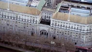 Londra'nın Thames House, İngiliz güvenlik hizmeti olarak da bilinir MI5 merkezinin yukarıda 4 k havadan görünümü.