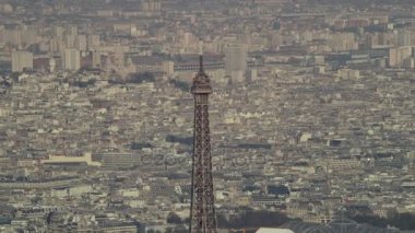 4 k panoramik gök olayları görüntülemek Seine Nehri ve Eyfel Kulesi Paris şehir manzarası