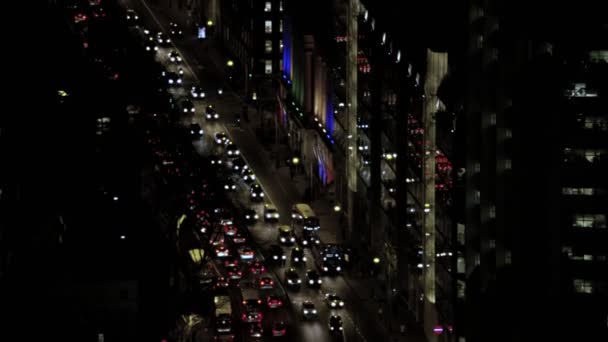 Vista Aérea Las Oficinas Ciudad Tráfico Centro Londres Por Noche — Vídeos de Stock