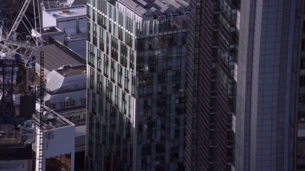 Vista Aérea Edifícios Icônicos Arranha Céus Distrito Financeiro Londres — Vídeo de Stock