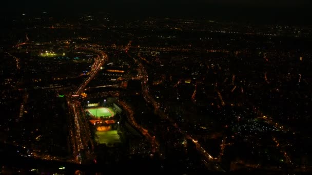 Luchtfoto Van Parijs Met Gebouwen Monumenten Nacht Verlicht — Stockvideo