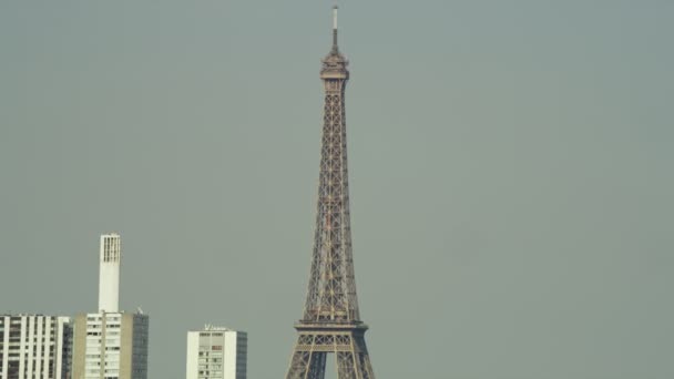 Panoramik Hava Manzara Eyfel Kulesi Binalar Gökdelenler Paris — Stok video