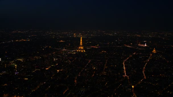 Luchtfoto Van Parijs Met Gebouwen Monumenten Nacht Verlicht — Stockvideo