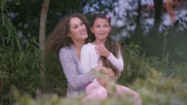 Happy Mother Daughter Having Fun Day Out Zoo — Stock Video