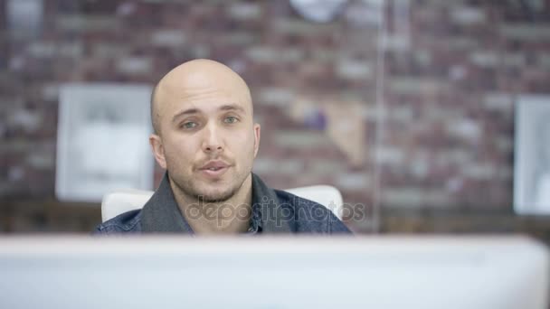 Cheerful Casual Man Making Video Call Computer Seen Camera Pov — Stock Video