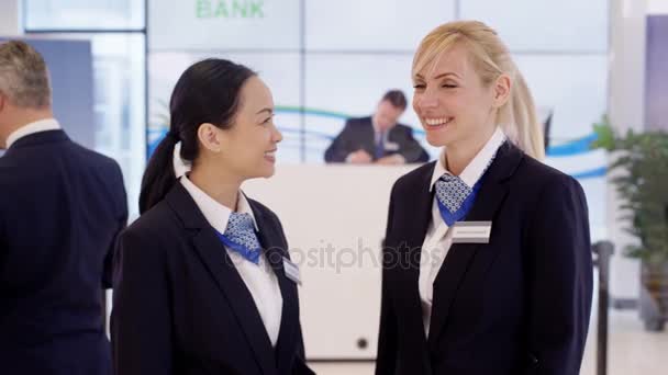 Portrait Personnel Amical Souriant Service Clientèle Travail Dans Banque — Video