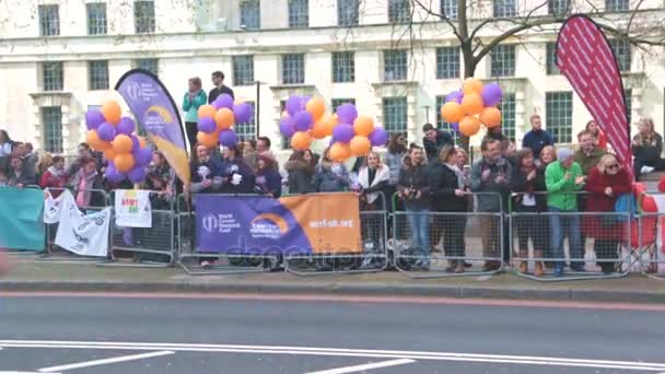 Londres Angleterre Royaume Uni 2016 Les Coureurs Marathon Londres 2016 — Video