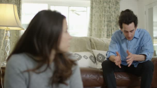 Çift Evde Duygusal Konuşmayı Ilişki Sorunları — Stok video