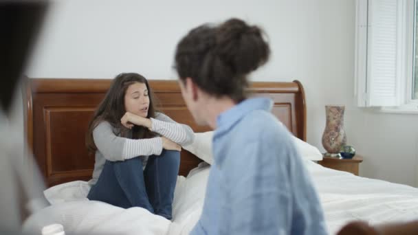 Couple Relationship Problems Having Emotional Conversation Bedroom — Stock Video