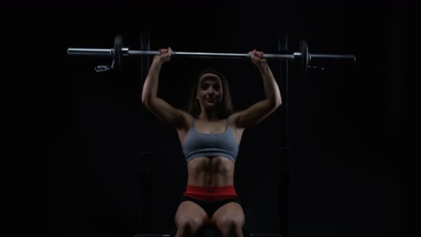 Fit Jeune Femme Musculation Haltère Levage Position Assise — Video
