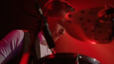 davulcu oyun davul, müzik etkinliği yaşamak