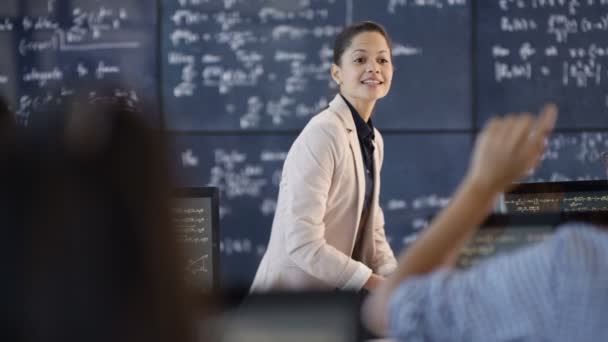 studenti-video-dlya-vzroslih-porno-s-russkimi-volosatimi-devkami