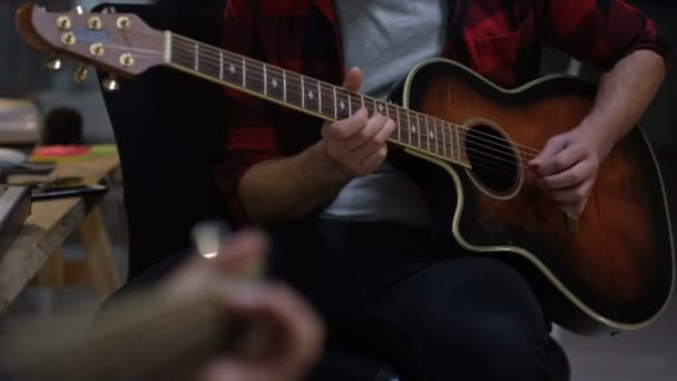 Close Hands Unrecognizable Guitarists Playing Together — Stock Video