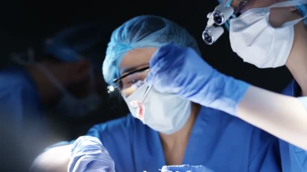 Team Surgeons Operating Theater Performing Operation Patient — Stock Video