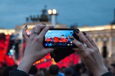 Tatil, St. Petersburg Scarlet yelken