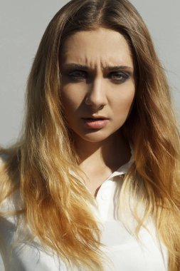 Genç güzel seksi model portresi