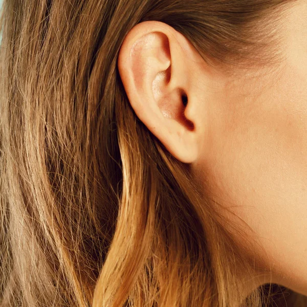 Female ear close up — Stock Photo, Image