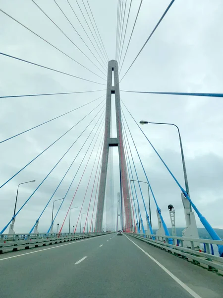 photo of the bridge on the ropes perspective