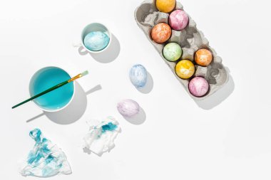 Paskalya bahar tatiline hazırlanıyorum. Paskalya yumurtaları boyuyorum..