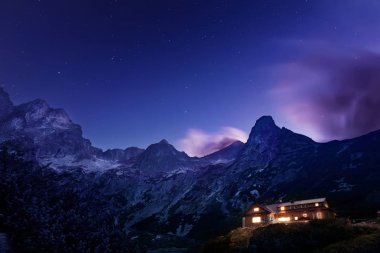 Gece görünümü'Tatra Dağları Zelene pleso Gölü Vadisi, Slovakya, Avrupa