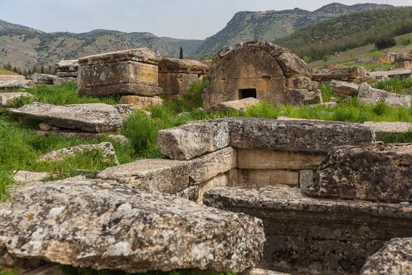 Rovine della città antica, Hierapolis vicino a Pamukkale, Turchia — Foto Stock