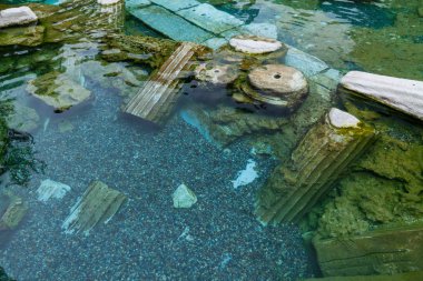 Boğulan Hierapolis antik kenti kalıntıları